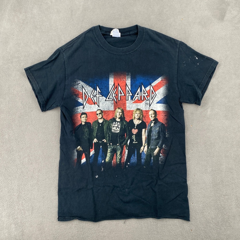 Def Leppard 2015 Tour Graphic T-Shirt Black Small Union Jack Y2K Grunge Cut Hem